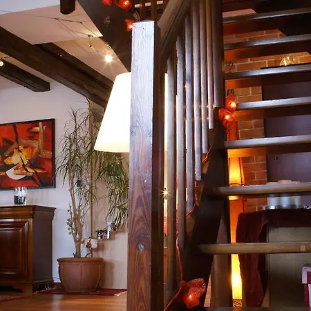 La Vie Belle Apartment *